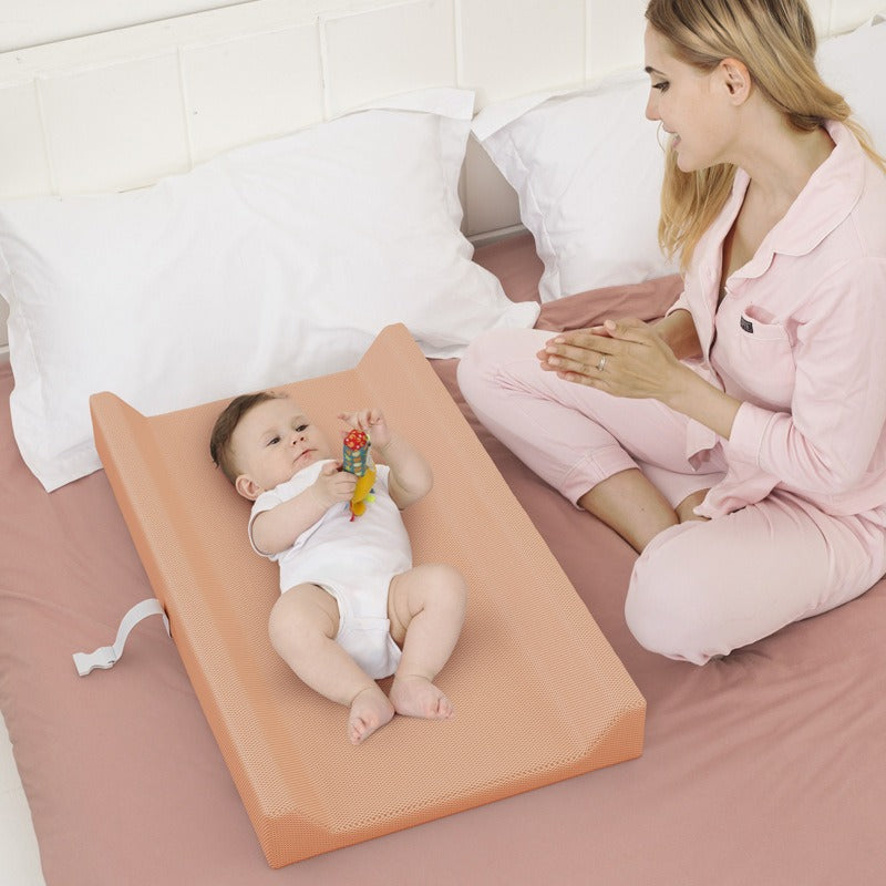 Vegan Leather Baby Changing Mat – Waterproof & Easy-Clean PU Cover
